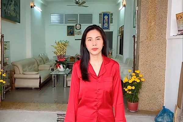 Sao việt xây nhà tặng bố mẹ tăng thanh hà hương giang không bằng sao nam về nhà đi con