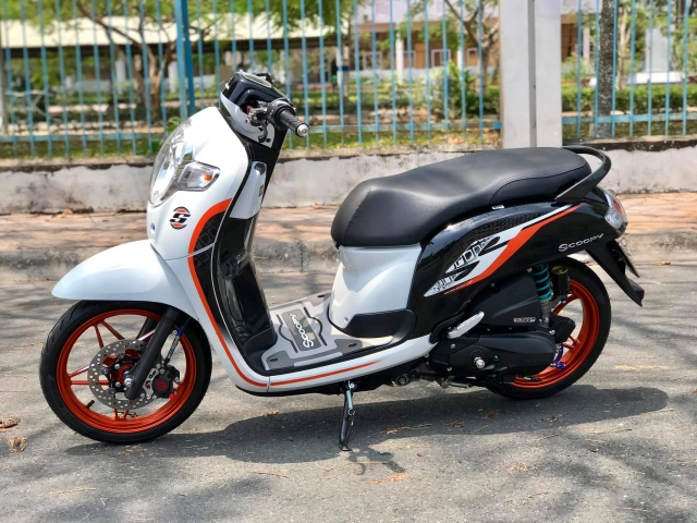 Scoopy độ chất lừ khiến người xem say nắng