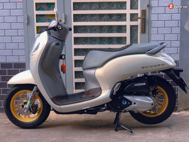 Scoopy độ tái thiết bản thân bằng những trang bị trên cả tuyệt vời