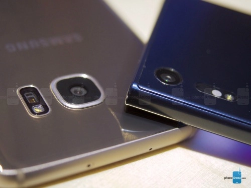 So sánh nhanh sony xperia xz và samsung galaxy s7 egde