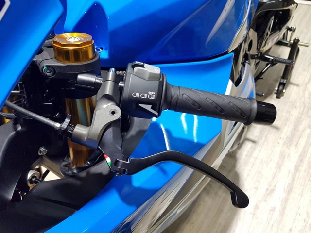 Suzuki gsx-r1000 độ siêu ấn tượng chuẩn theo phong cách motogp