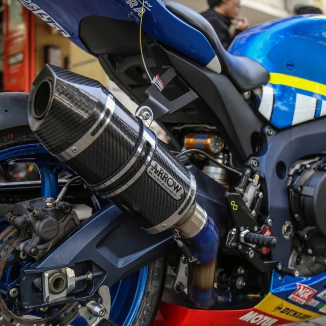 Suzuki gsx-r750 độ chất như nước cất theo phong cách đường đua