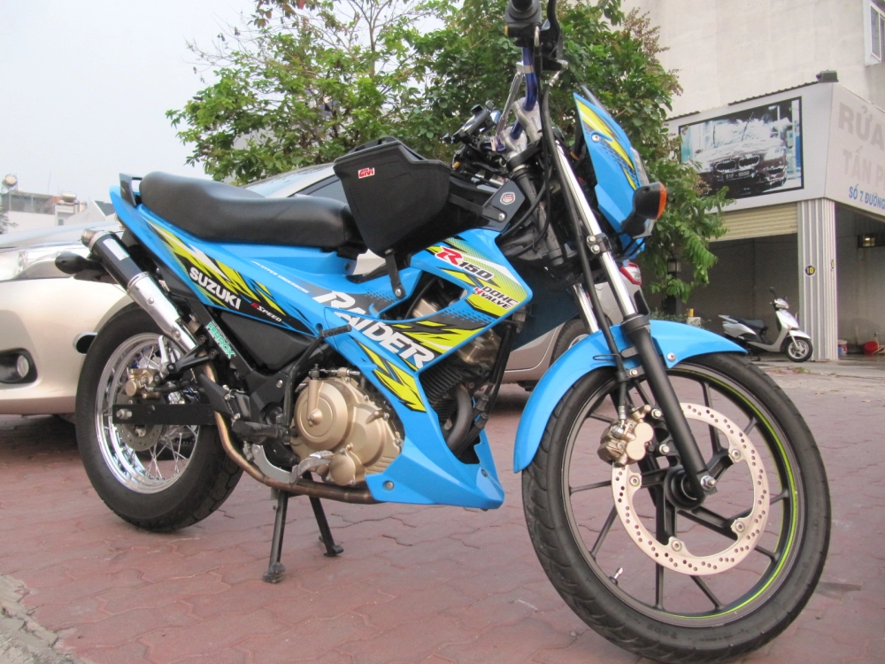 Suzuki raider 150 độ super moto