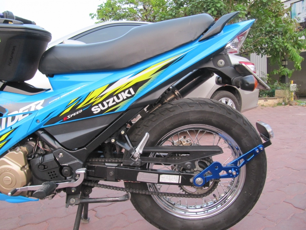 Suzuki raider 150 độ super moto