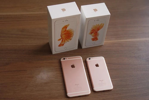 Top smartphone màu vàng hồng cho chị em ngày 2010