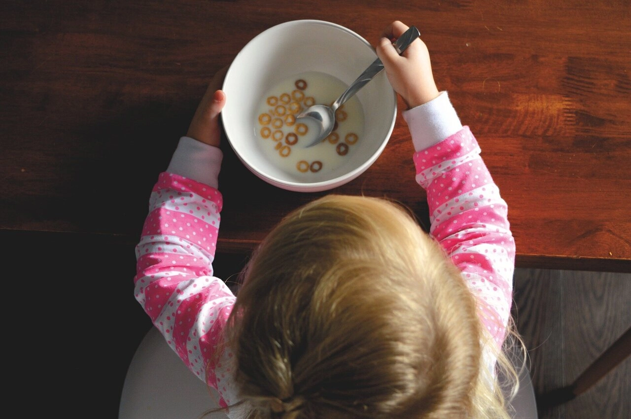 Trẻ bị viêm đường hô hấp trên nên ăn gì