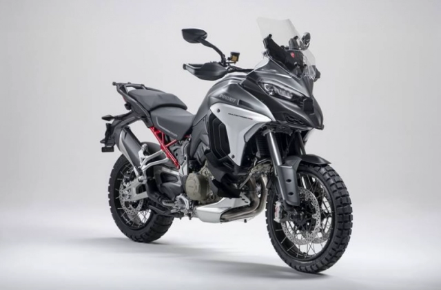 Triumph tiger 1200 gt explorer và ducati multistrada v4 s trên bàn cân thông số