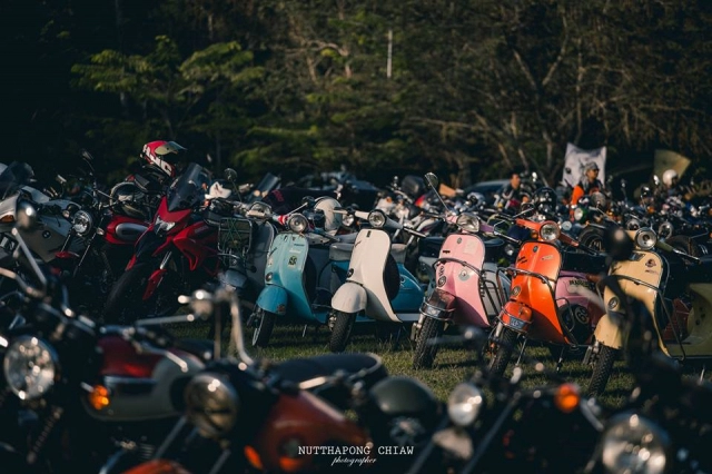 Tưng bừng lễ hội vintage bike thailand festival 2018 quy tụ hàng vạn mẫu xe cổ điển