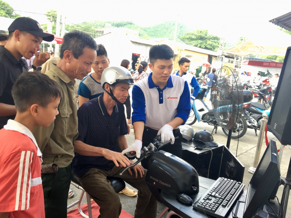 Tuyên dương các head xuất sắc nhất trong hoạt động đào tạo lái xe an toàn quý iii2019