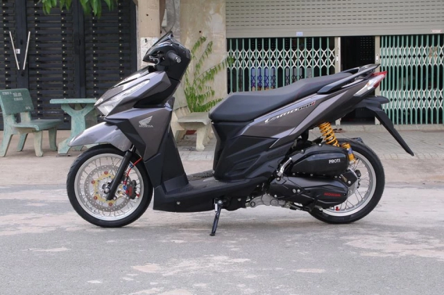 Vario 150 độ bức phá với phanh đĩa sau cực kì đẹp