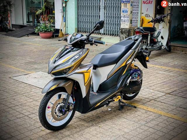 Vario độ mắt lé đẹp tới nỗi làm ai cũng say mê