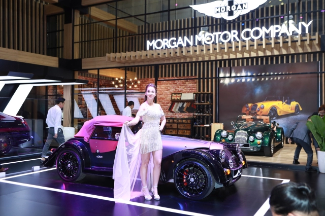 Vietnam motor show 2022 chính thức khai mạc với một loạt xe mới đình đám