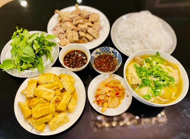 Vợ mạnh trường khoe cơm ngon canh ngọt bình luận của nam diễn viên gây tò mò