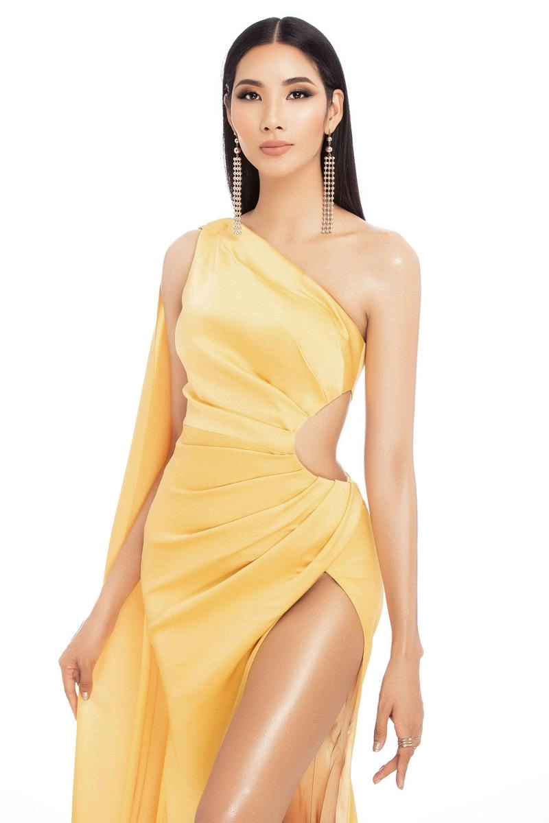 Vừa được công bố thi miss universe 2019 hoàng thuỳ đụng hàng nóng với đỗ mỹ linh