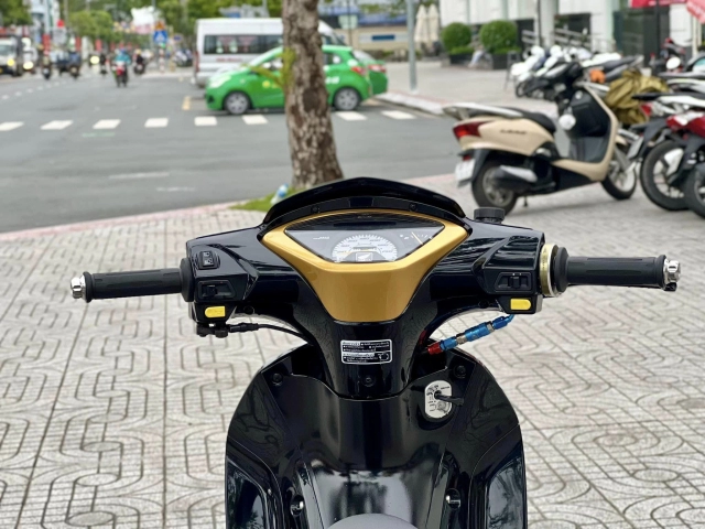 Wave 125 sở hữu dàn chân hơn 30 triệu sắc lẹm