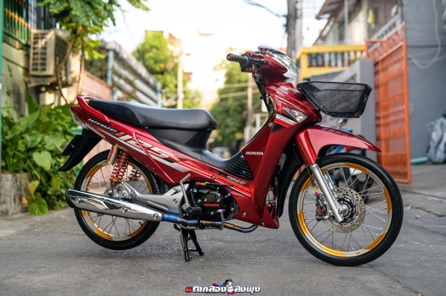 Wave 125 sở hữu hệ thống phanh đĩa cả trăm triệu