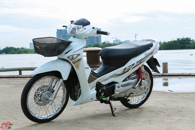 Wave 125i độ chuẩn chỉnh với style thái ngay trên đất việt