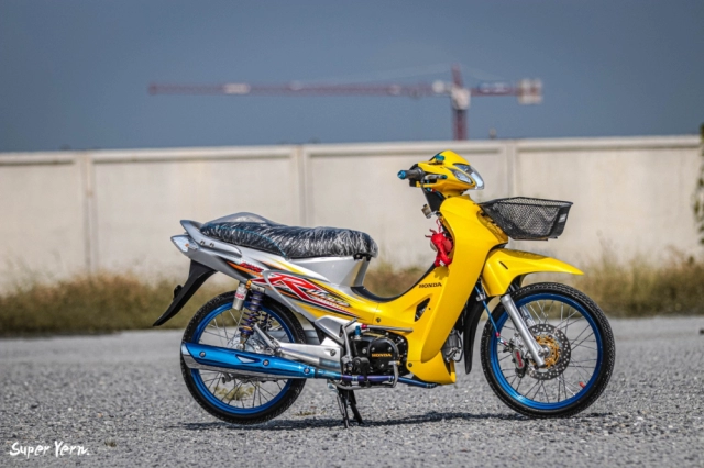 Wave 125i độ sở hữu dàn trang bị mơ ước