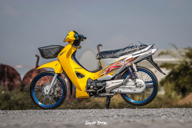 Wave 125i độ sở hữu dàn trang bị mơ ước