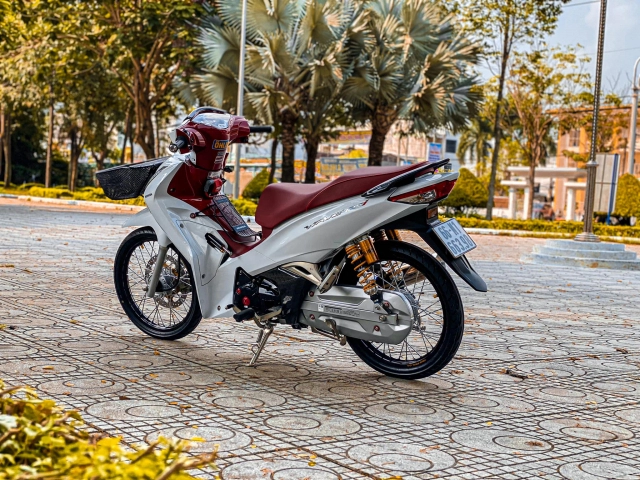 Wave 125i thừa hưởng nhiều đồ chơi châu âu xịn sò