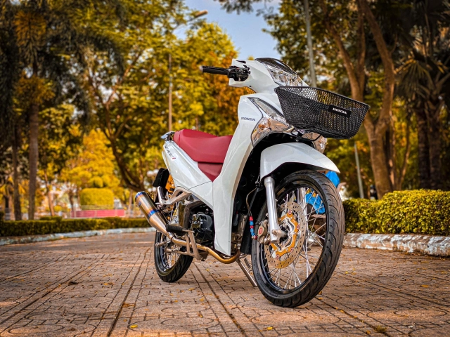 Wave 125i thừa hưởng nhiều đồ chơi châu âu xịn sò