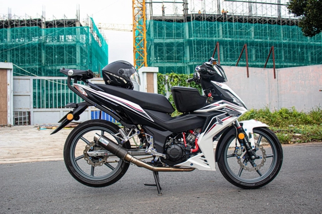 Winner 150 độ đúng bài với phong cách touring