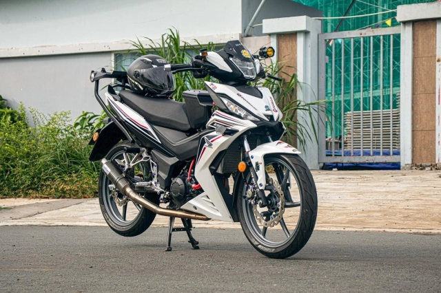 Winner 150 độ đúng bài với phong cách touring