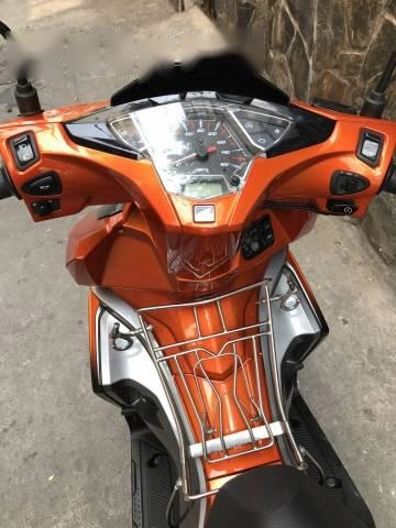 Xe honda airblade125 đời 2016cam đen thể thao 29t 1 chủ đi 36t5 mới 99 còn như mới