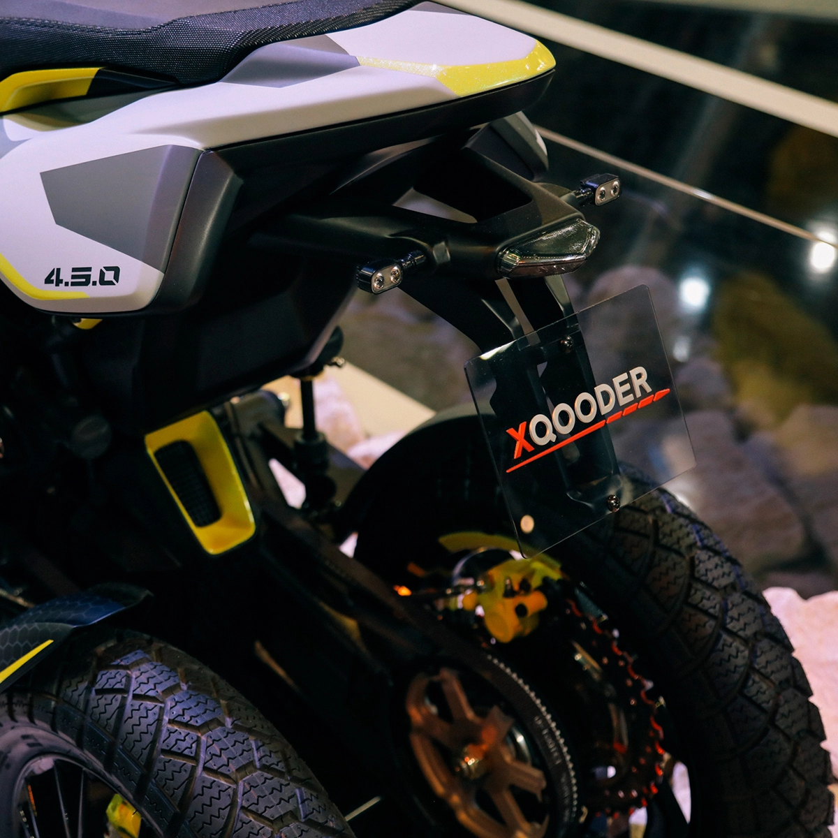 Xqooder touring - mẫu tay ga 4 bánh của thương hiệu thụy sĩ chuẩn bị ra mắt trong năm 2020