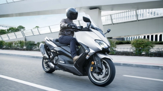 Yamaha chuẩn bị ra mắt tmax 2020 hoàn toàn mới tăng dung tích xi-lanh đáp ứng euro5