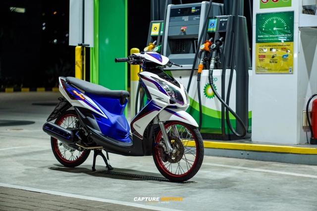 Yamaha mio độ chú heo thắng cơ bắp đối lập với dàn chân suy dinh dưỡng