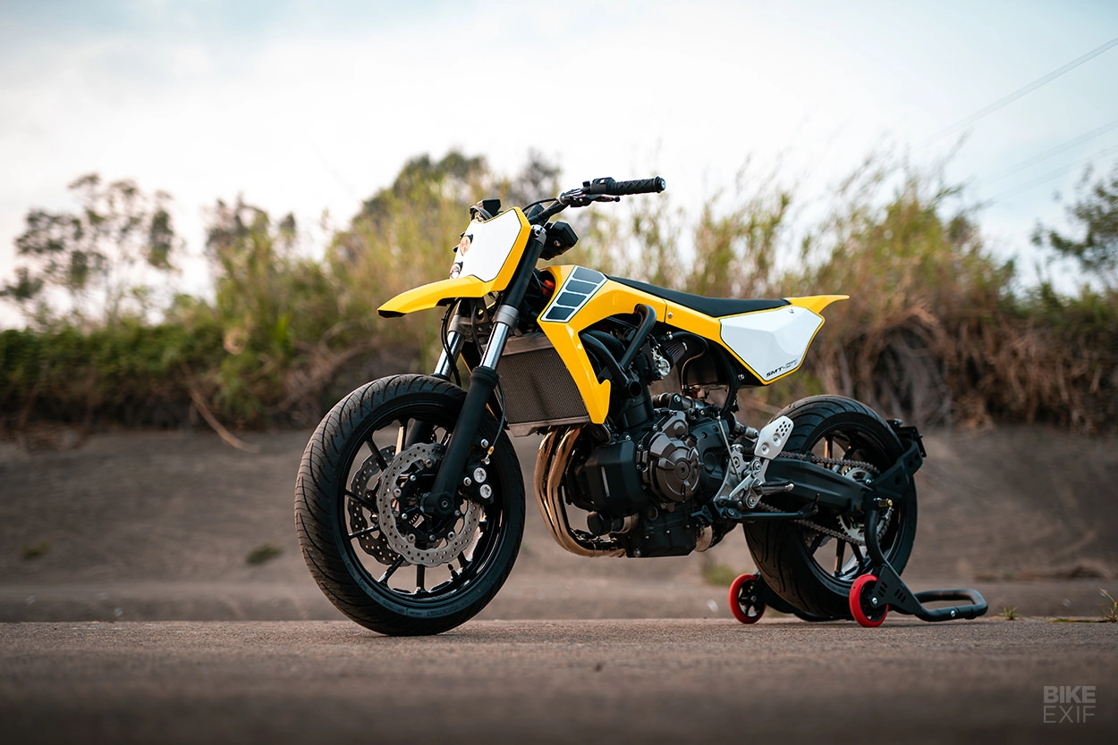 Yamaha mt-07 thay hình lột xác với phong cách supermoto từ queensland