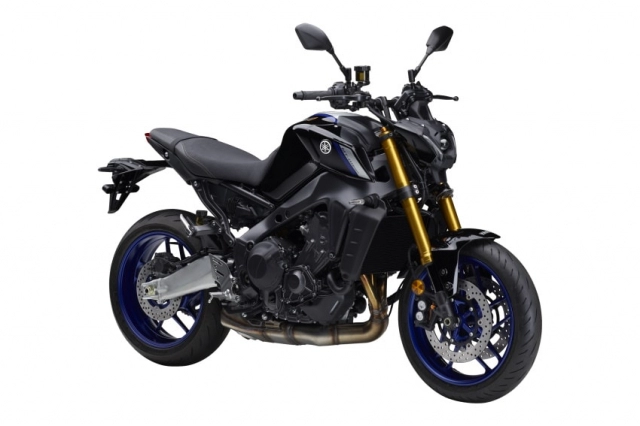 Yamaha mt-09 2021 có giá bán siêu hấp dẫn tại nhật bản