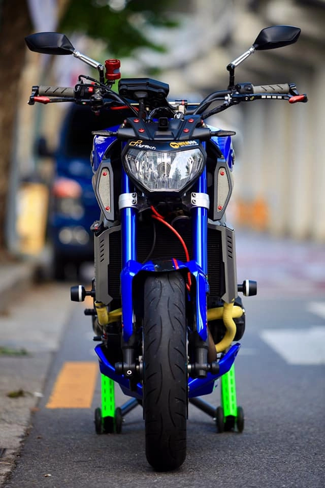 Yamaha mt-09 độ đầy chất chơi với dàn đồ chơi đỉnh khỏi chỉnh