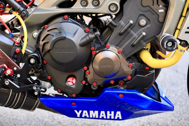 Yamaha mt-09 độ đầy chất chơi với dàn đồ chơi đỉnh khỏi chỉnh