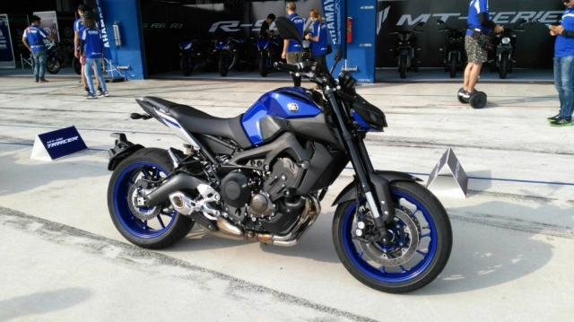 Yamaha mt-09 được nâng cấp giao diện và sức mạnh trong năm 2021