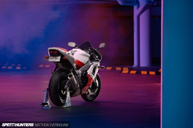 Yamaha r1 2018 độ ngược lịch sử trở thành r1 1998