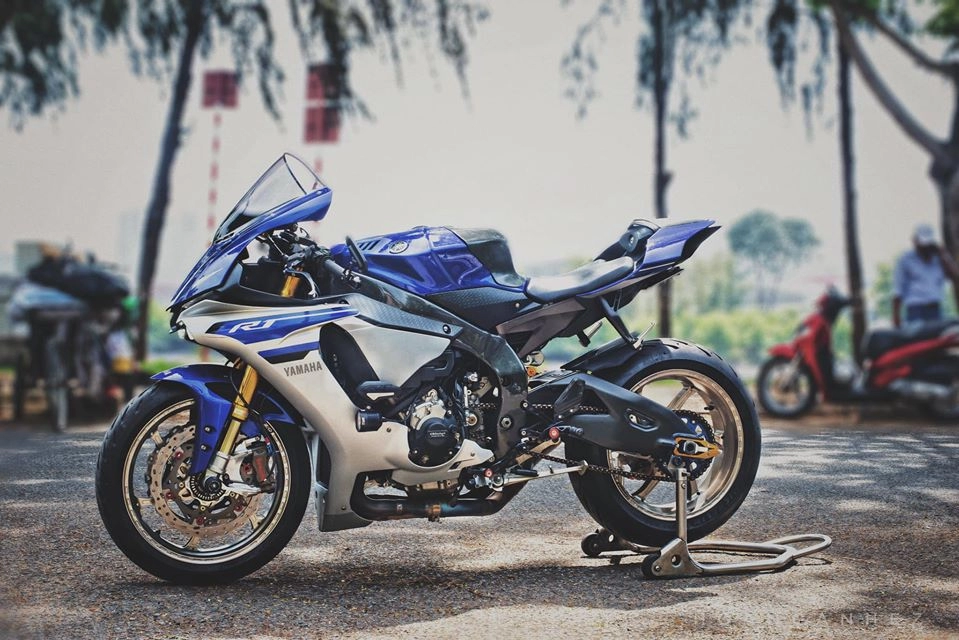 Yamaha r1 độ đỉnh điểm công nghệ trên đất việt