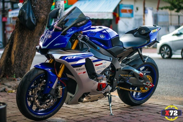 Yamaha r1 độ hết bài đầy nổi bật với loạt trang bị khủng của biker xứ biển