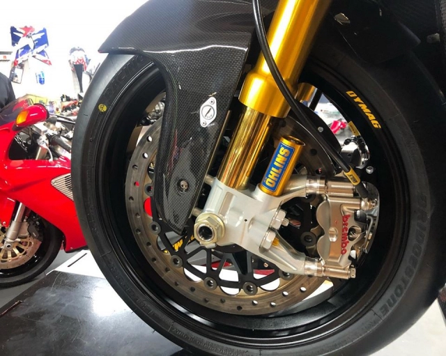 Yamaha r1 độ phong cách motogp của dean reynold