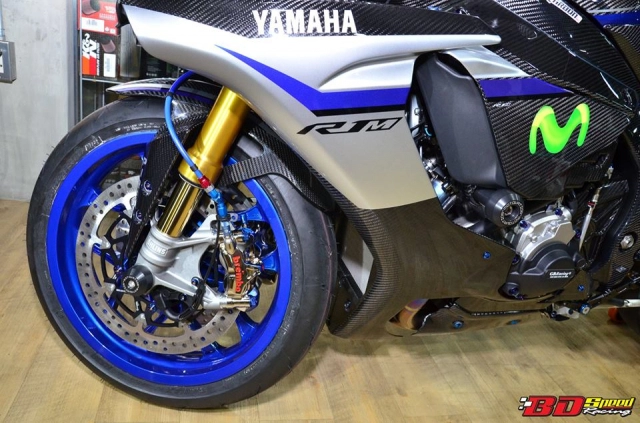 Yamaha r1m khá hấp dẫn với lối xây dựng đẳng cấp từ bd speed racing