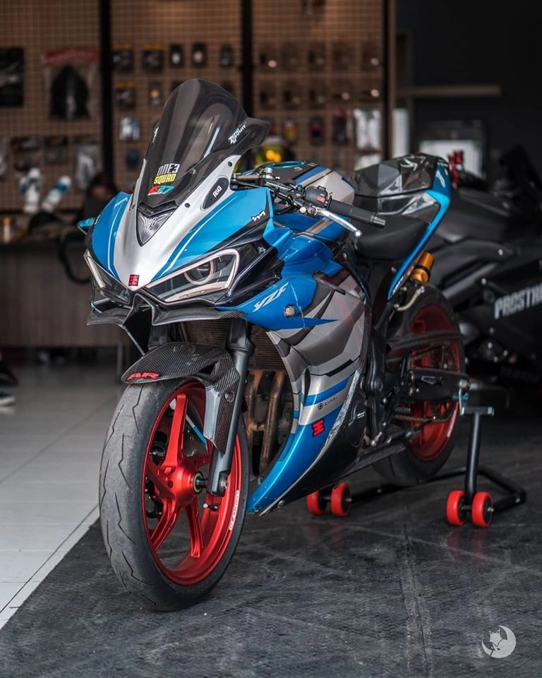 Yamaha r25 độ ngầu lòi với diện mạo cực chất