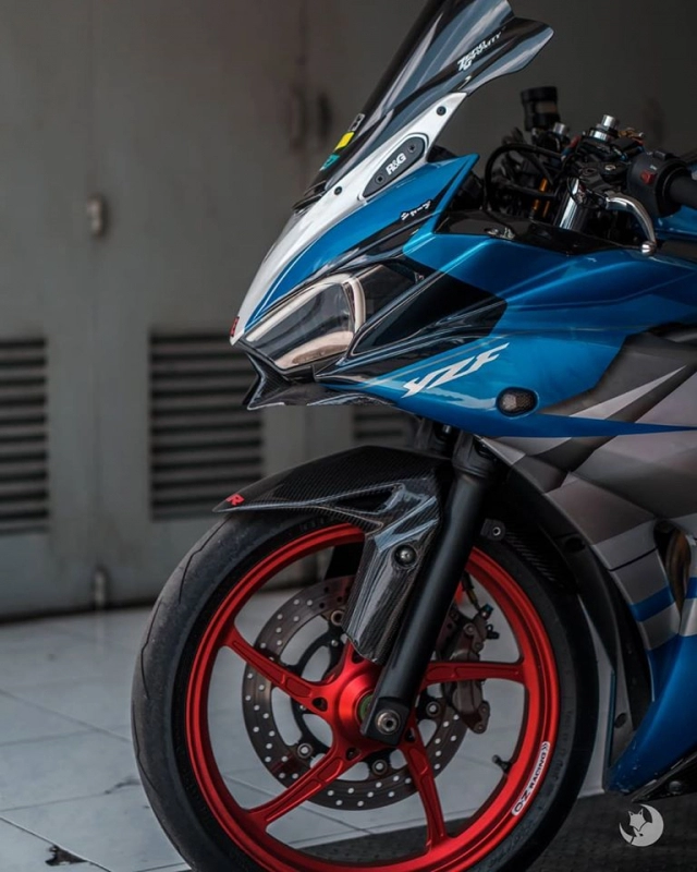 Yamaha r25 độ ngầu lòi với diện mạo cực chất