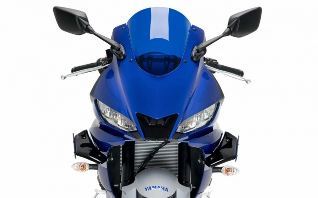 Yamaha r3 được trang bị cánh gió winglets từ puig