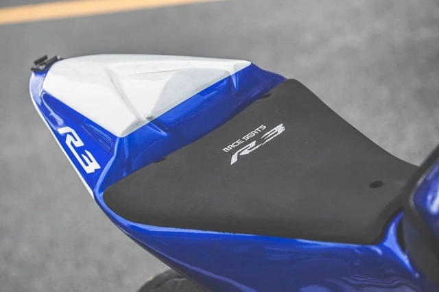 Yamaha r3 thế hệ mới độ tối tân theo phong cách đường đua