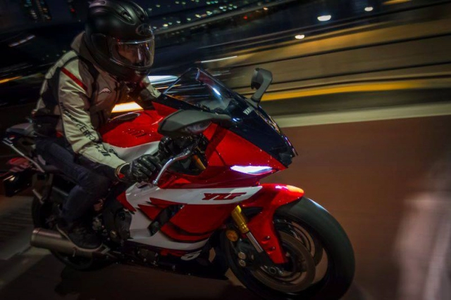 Yamaha r6 20th anniversary - phiên bản kỉ niệm 20 năm dòng r6 huyền thoại