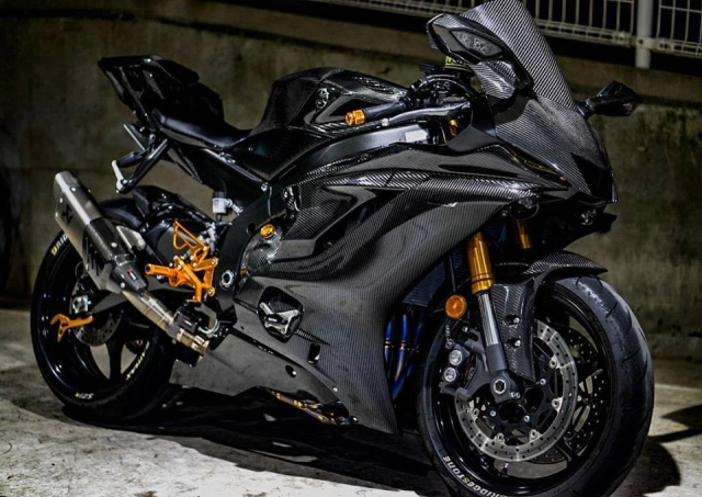 Yamaha r6 độ - mãn nhãn với body full carbon hiếm thấy