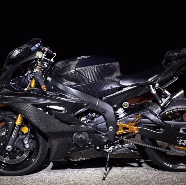 Yamaha r6 độ - mãn nhãn với body full carbon hiếm thấy