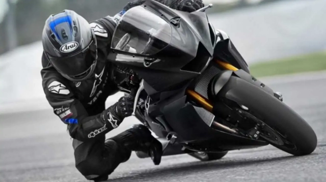 Yamaha ra mắt phiên bản r6 race 2022 và gytr chỉ dành cho đường đua