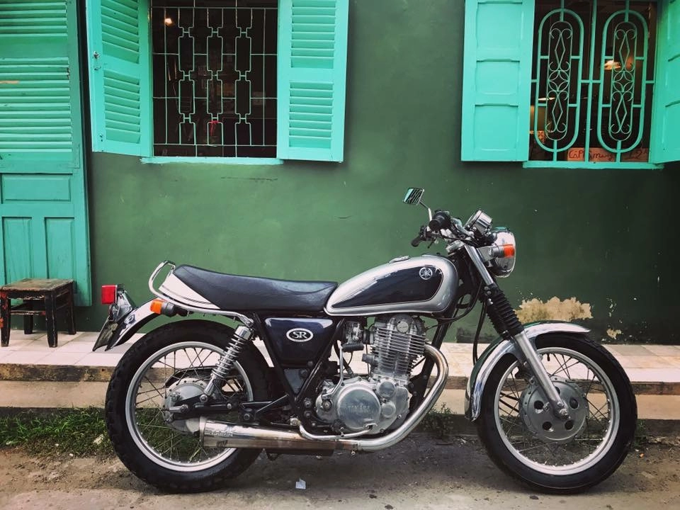 Yamaha sr400 bạc 1999